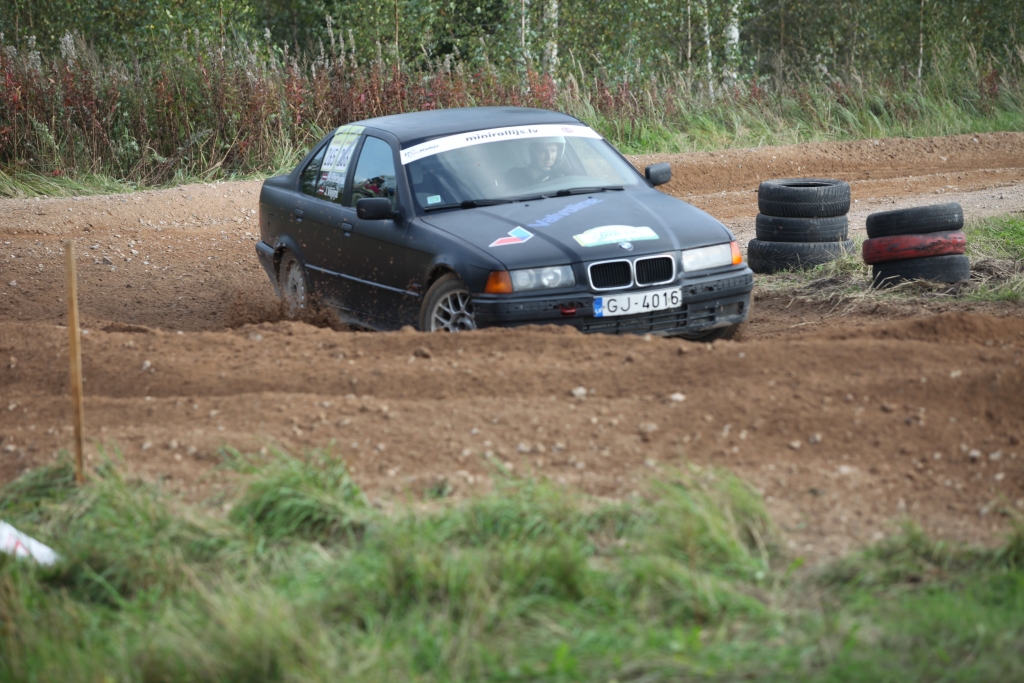 Rūdis Rēderis pa īstam “saslimis” ar autosportu tikai pirmo sezonu, taču cenšas piedalīties ne tikai sava novada sacīkstēs. 	
Autors: Gatis Bogdanovs