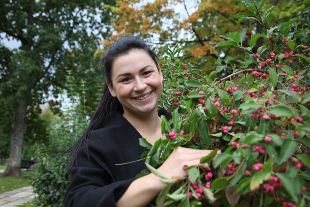 Annija Zemniece pēc studijām ieguvusi radiogrāfera profesiju un atgriezusies dzimtajā Gulbenē, lai atbalstītu savējos un būtu kopā ar viņiem. 	
Autors: Gatis Bogdanovs