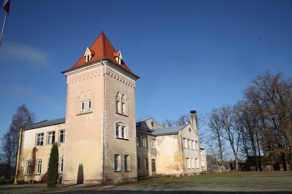 Autors: no “Dzirksteles” arhīva