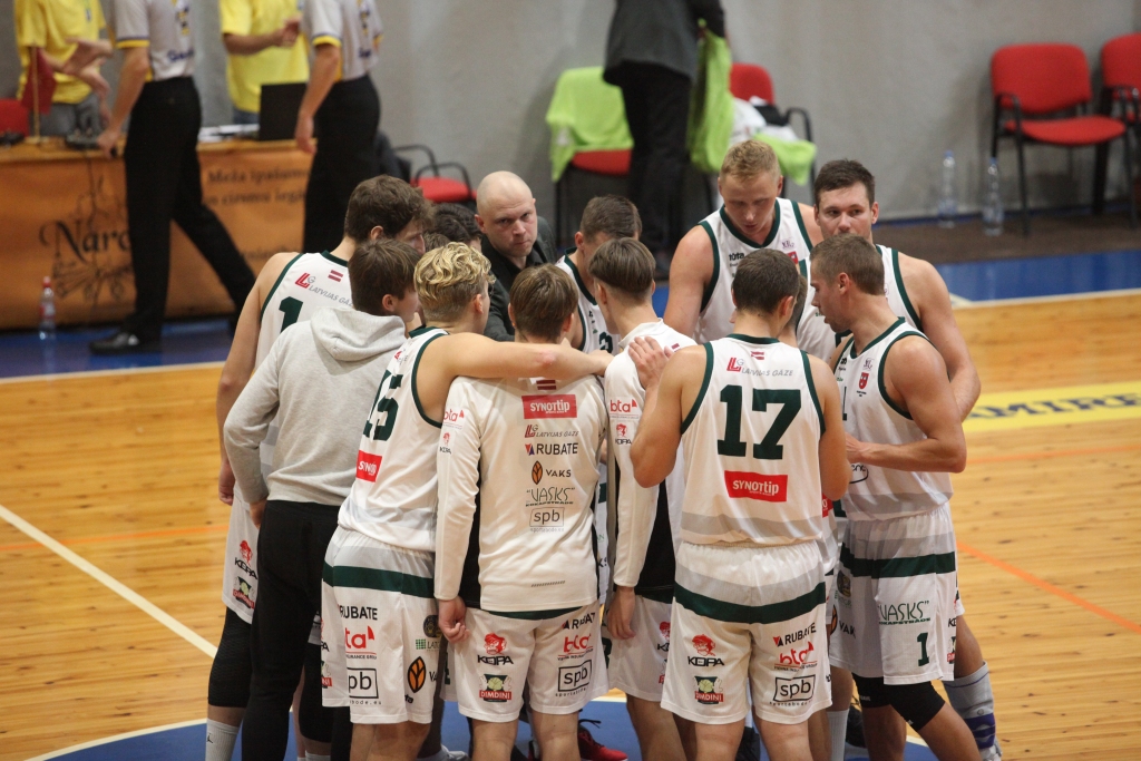 Autors: no “Dzirksteles” arhīva