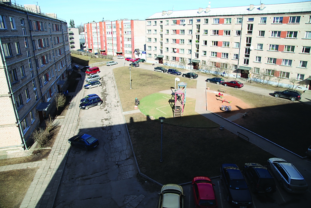 Autors: no “Dzirksteles” arhīva