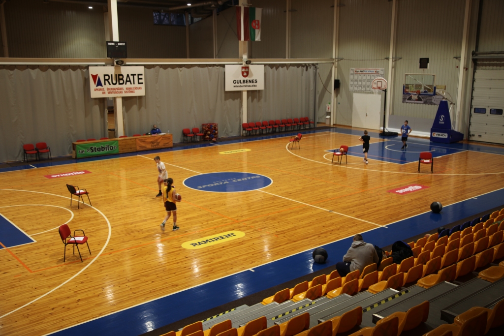 Gulbenes sporta centrā tagad notiek  tikai individuālie treniņi.
Autors: Gatis Bogdanovs