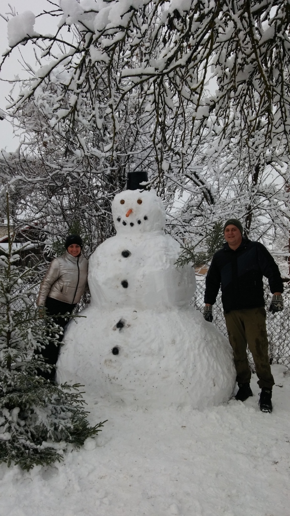 Gulbenieši Rinalds Kalniņš un Karīna Korkla priecājas par savu veikumu. 
Autors: Pārsla Konrāde