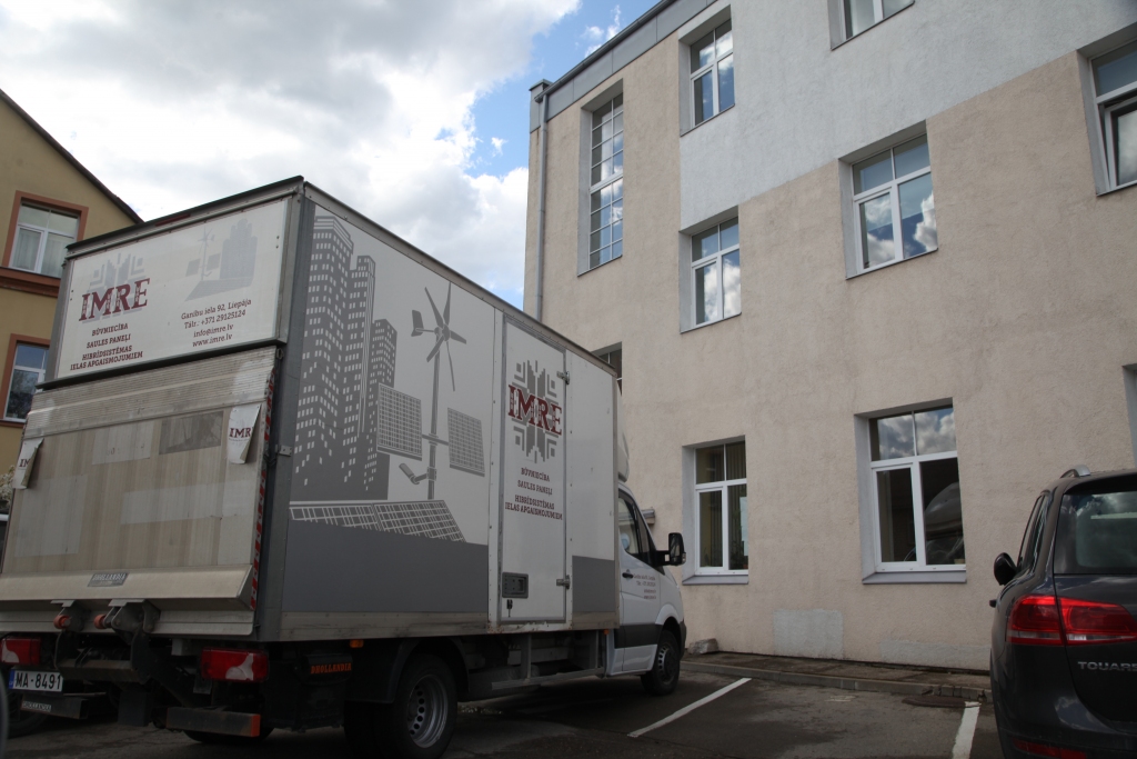 Autors: no “Dzirksteles” arhīva