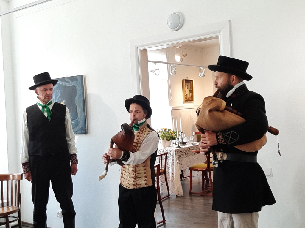 “Vīri ir uzņēmības pilni, un mums tas viss izdodas,” saka “Suitu vīru” vadītāja Ilga Leimane.
Autors: Pārsla Konrāde