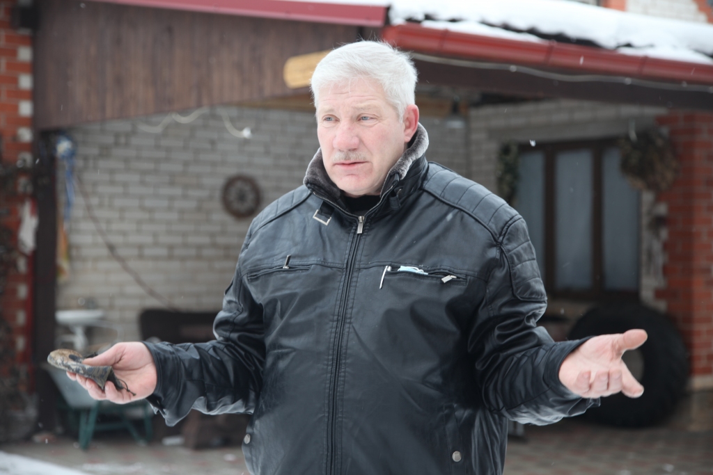 Jānis Princovs ir viens no daudzajiem barikāžu dalībniekiem, kuriem bija iespēja aizstāvēt Latviju. Arī viņš savā sirdī loloja to, kāda tad būs brīvā Latvija. Diemžēl 30 gadu laikā nonācis pie skaudras atziņas: “Ne par tādu Latviju, kāda tā ir šobrīd, es devos uz barikādēm.”
Autors: Gatis Bogdanovs