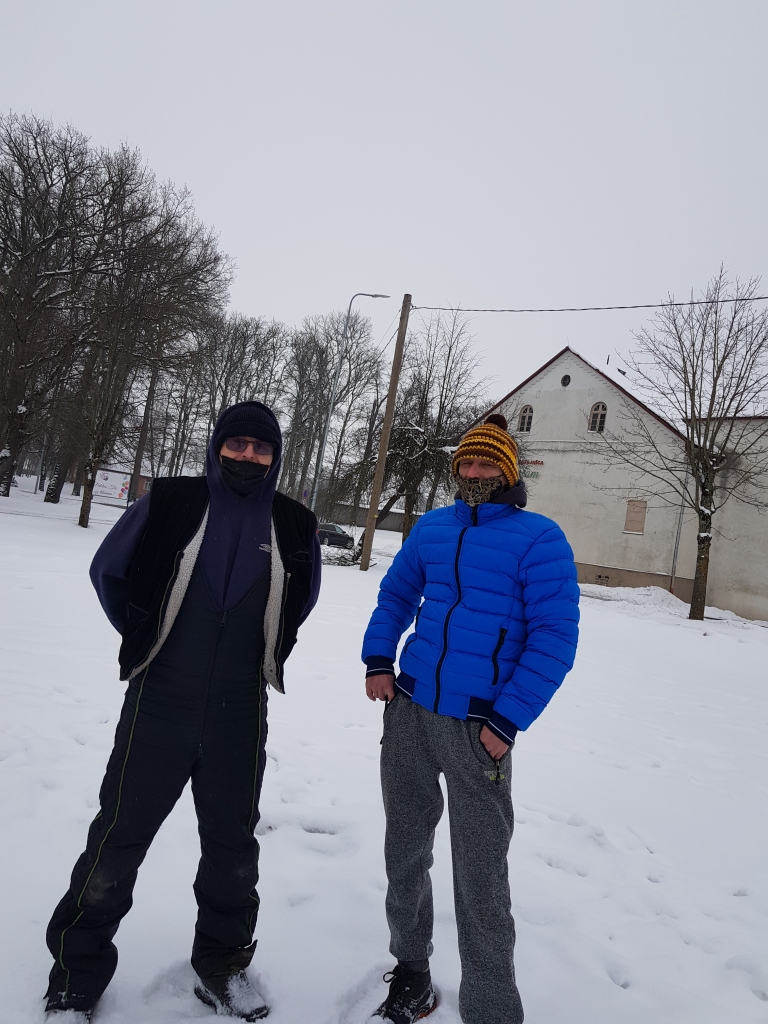 Andrejs Glāznieks un viņa draugs Svetoslavs Šulja ir pārliecināti, ka jāpalīdz dzīvajai radībai, ja vien redzi, ka tā nonākusi nelaimē. 
Autors: no privātā arhīva