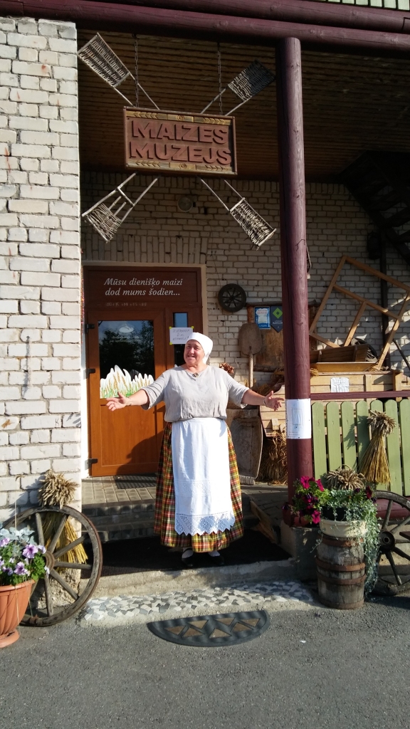 Autors: Pārsla Konrāde