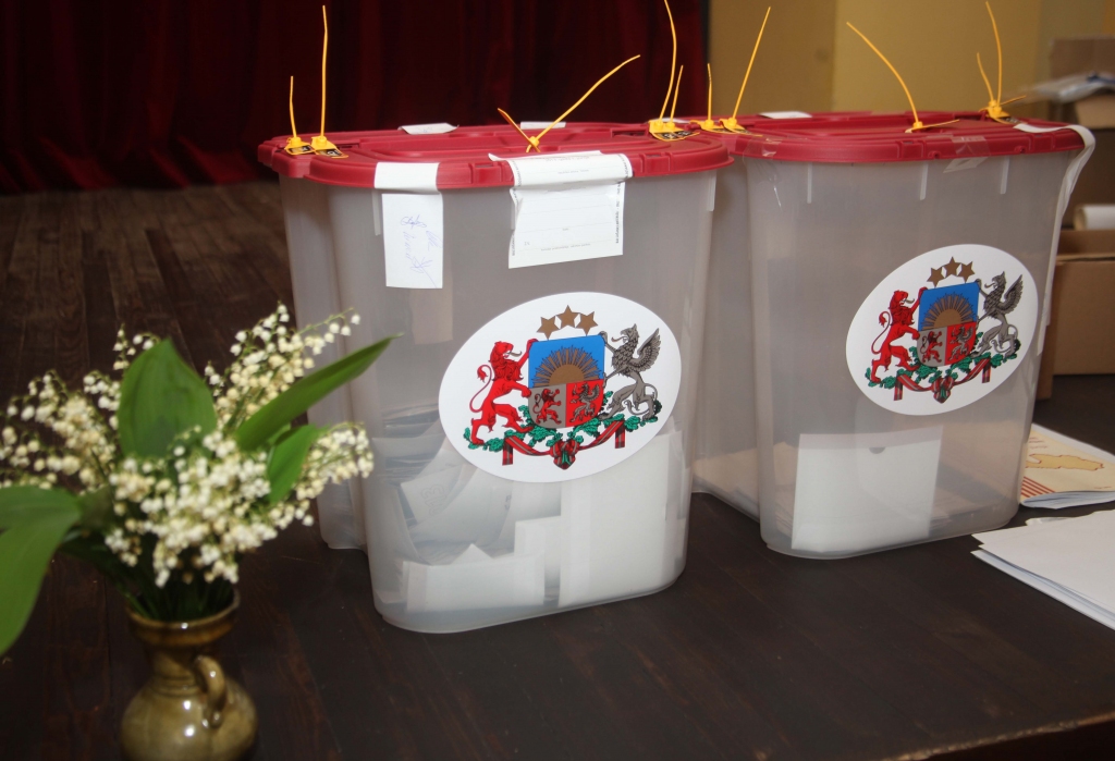 Autors: no “Dzirksteles” arhīva