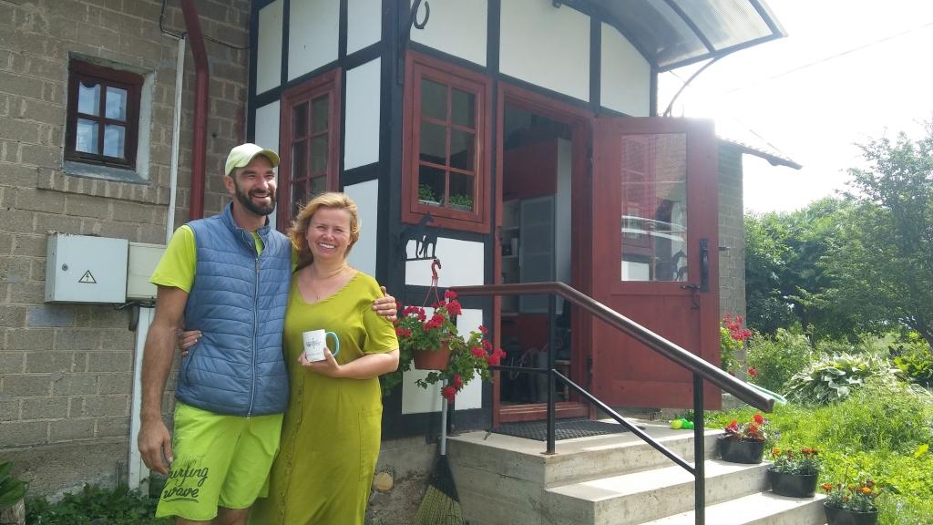 Krāslavas novada Kaplavas pagastā zirgu sētā “Klajumi” saimnieko Ilze Stabulniece ar dzīvesbiedru Viktoru. 
Autors: Pārsla Konrāde