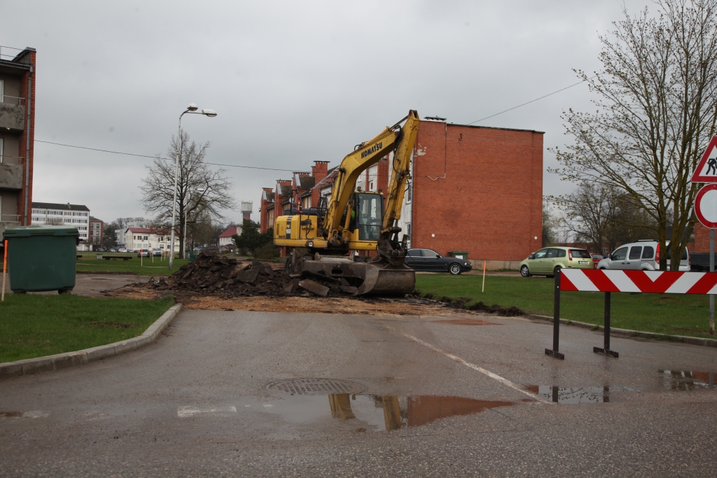 Jaunajā ielā Gulbenē sākušies būvdarbi.
Autors: Gatis Bogdanovs