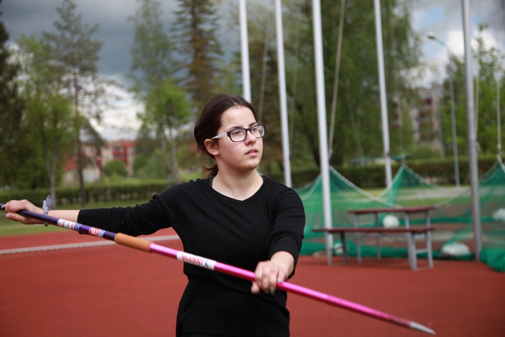 U-18 grupā 3.vietu izcīnīja Ērika Logina. Lai arī rezultāts viņai ir pieņemams, pati tomēr atzīst, ka varēja labāk, un turpina cītīgi trenēties.
Autors: Gatis Bogdanovs