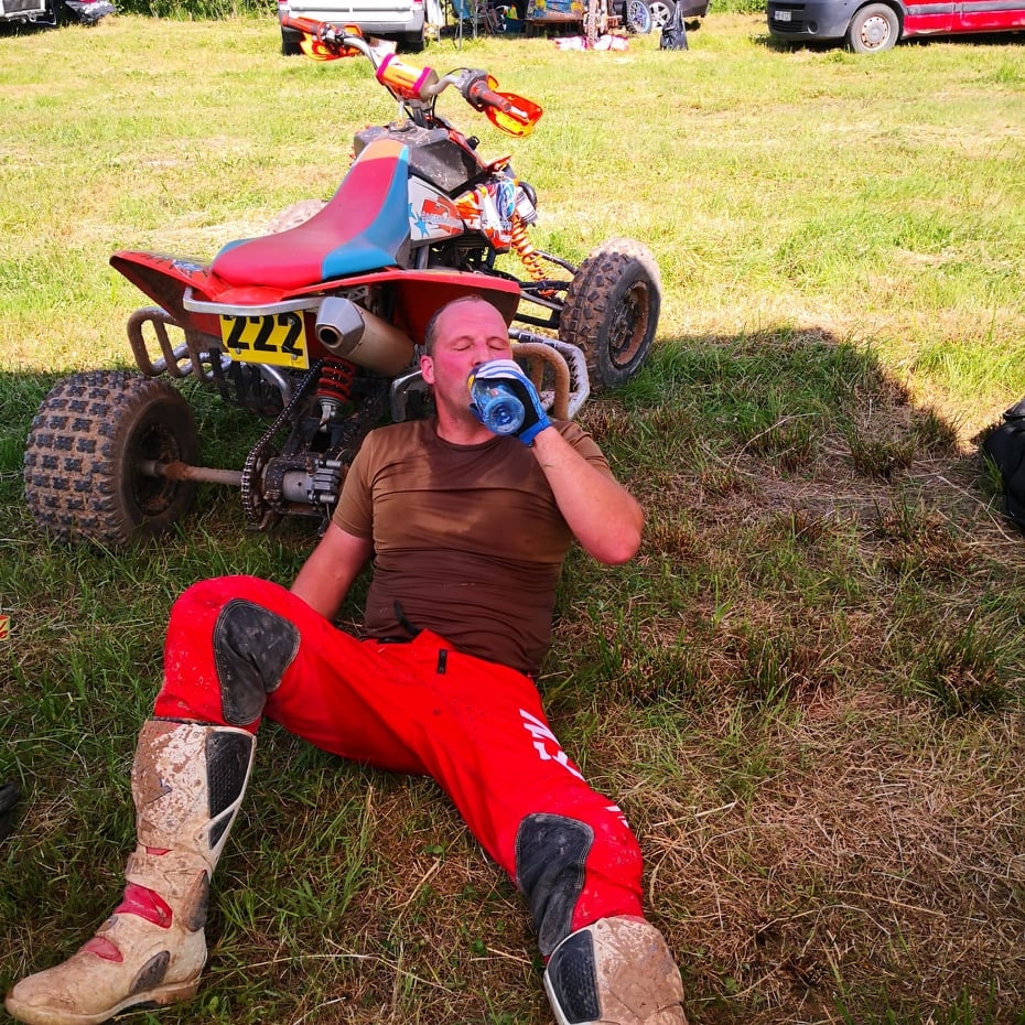 Sezona ir iesākusies karsti gan tiešā, gan arī pārnestā nozīmē, jo Jānim Kļaviņam izdevās izcīnīt otro vietu. Viņa mērķis šajā sezonā – gada kopvērtējumā būt labāko trijniekā.
Autors: no personiskā arhīva