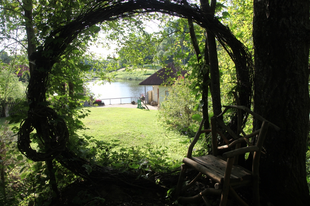 Dabas takā paveras ainavisks skats. Ja ir vēlme, var arī apsēsties un vienkārši ļauties dabas burvībai.
Autors: Inita Savicka