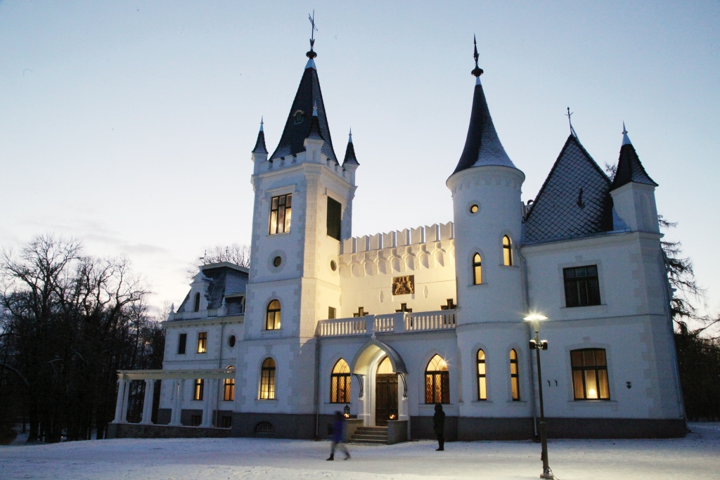 Autors: no “Dzirksteles” arhīva