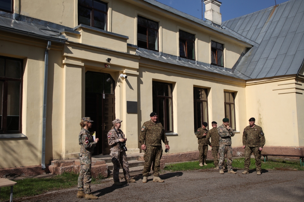 Autors: no “Dzirksteles” arhīva