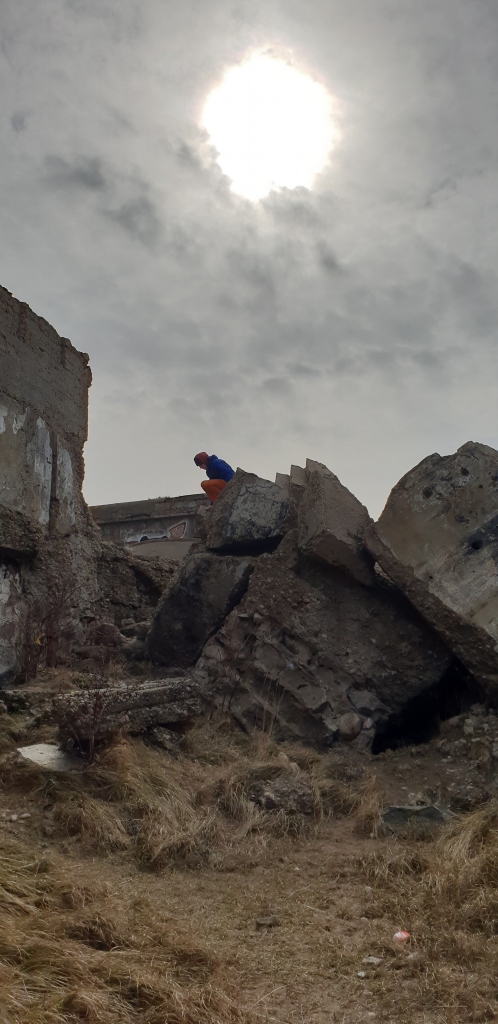 Katrs bērns, kas alkst uzmanības un atbalsta, nav tikai viņa vecāku, bet visas sabiedrības atbildība. Jūtot pieņemšanu un atrodot uzticības personu, viņš var izvairīties nelāgām vietām un kompānijām, kas var novest pie sabojātas dzīves sev un citiem.
Autors: Ilze Šķietniece