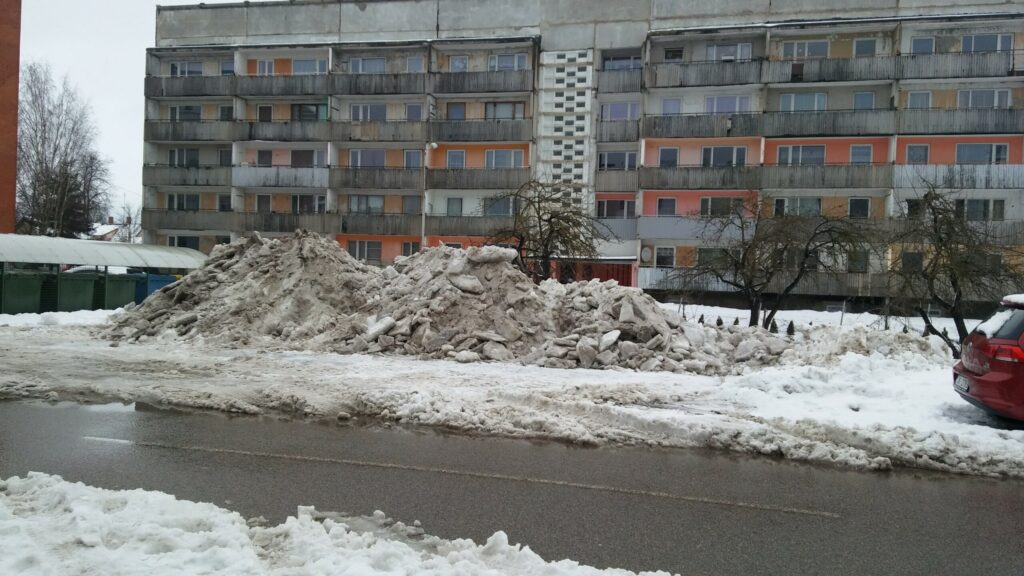 Autors: Pārsla Konrāde