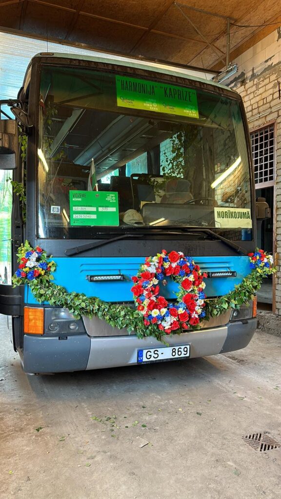 Lejasciema jauktais koris "Kaprīze" ceļā uz svētkiem.
Autors: Foto: "Facebook"/Rita Gargažina