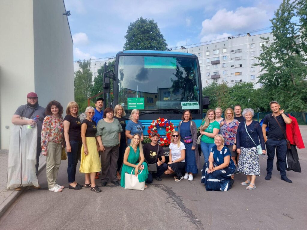 Gulbenes kultūras centra jauktais koris "Harmonija" ceļā uz Rīgu.
Autors: Foto: "Facebook"/Gulbenes kultūras centrs