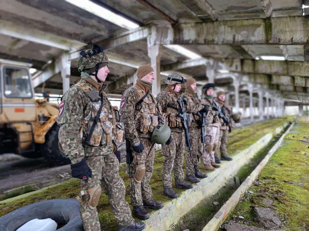 Autors: Foto: "Facebook.com/VidzemesBrigadesZemessargi"