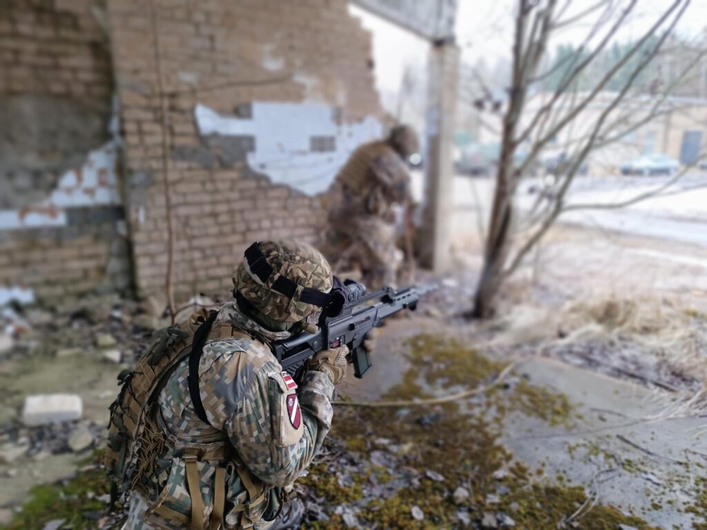 Autors: Foto: "Facebook.com/VidzemesBrigadesZemessargi"