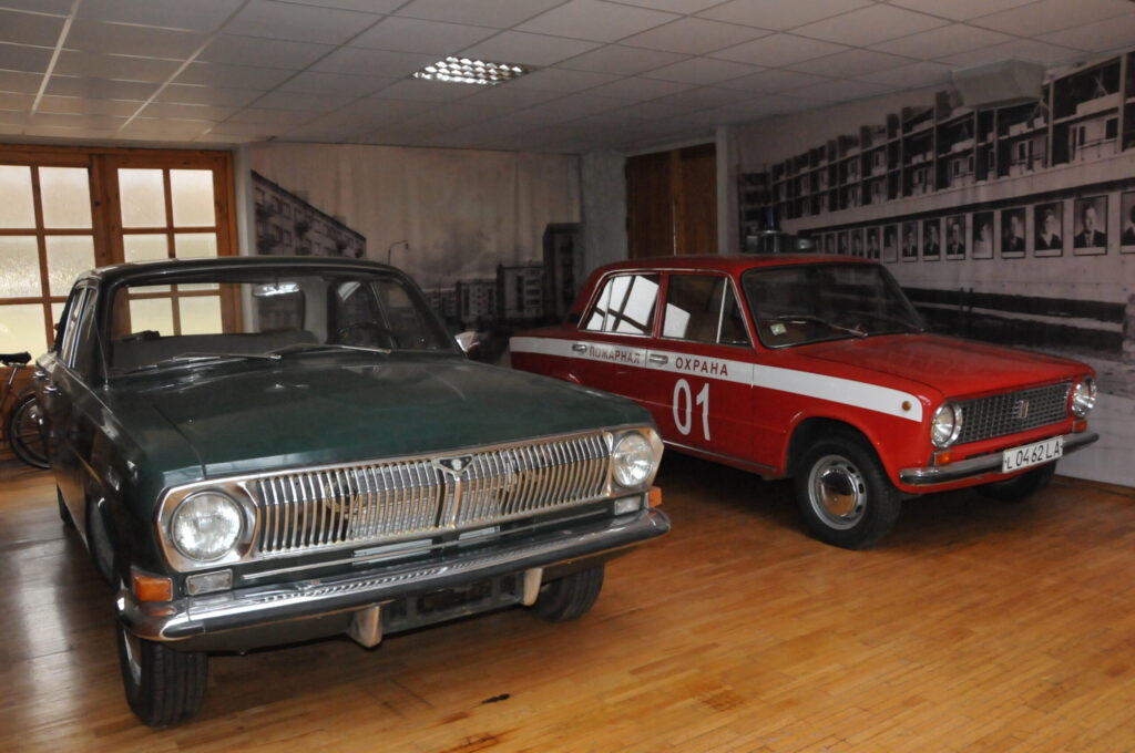 Ekspozīcijā “Padomju gadi” apskatāma arī plaša padomju laika automobiļu, motociklu un motorolleru kolekcija.
Autors: Foto: Inga Karpova