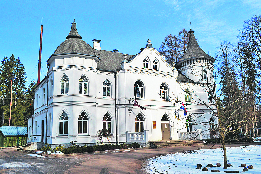 Baltā pils.
Autors: Foto: no privātā arhīva