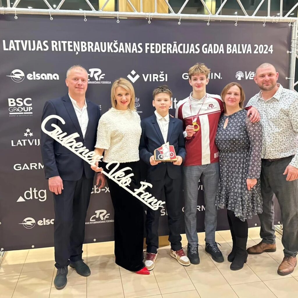 Autors: FOTO: "FACEBOOK.COM”/”GULBENES VELO FANS”