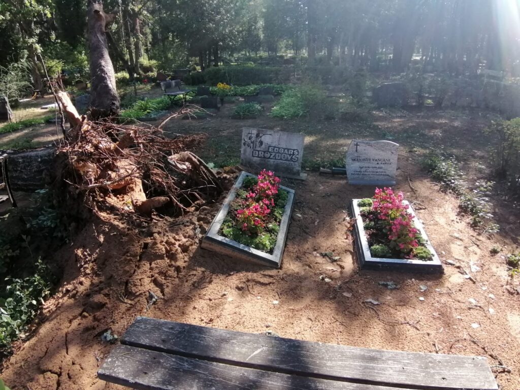 Lizuma pagasta Sila kapi.
Autors: Foto: no privātā arhīva