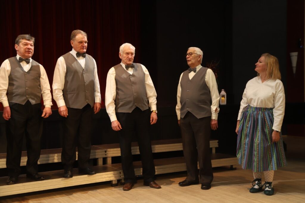 Gulbenes senioru vīru vokālais ansamblis “Namejs” 