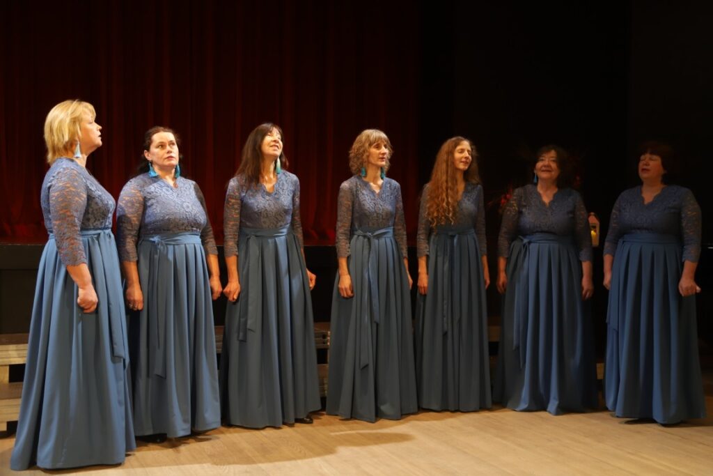DRUVIENAS kultūras nama sieviešu vokālais ansamblis.