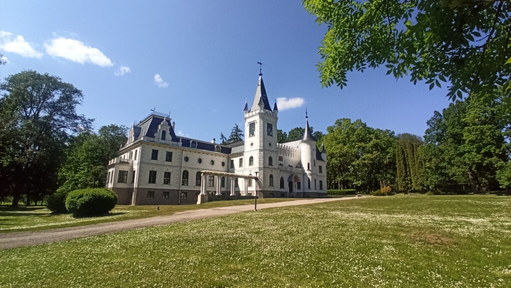 Aluksniesiem.lv raksta attēla aizvietotājs