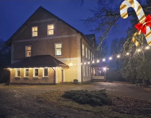 OZOLU SKOLA – gaismas pils tuvākā un tālākā apkārtnē!
Autors: Foto: no privātā arhīva