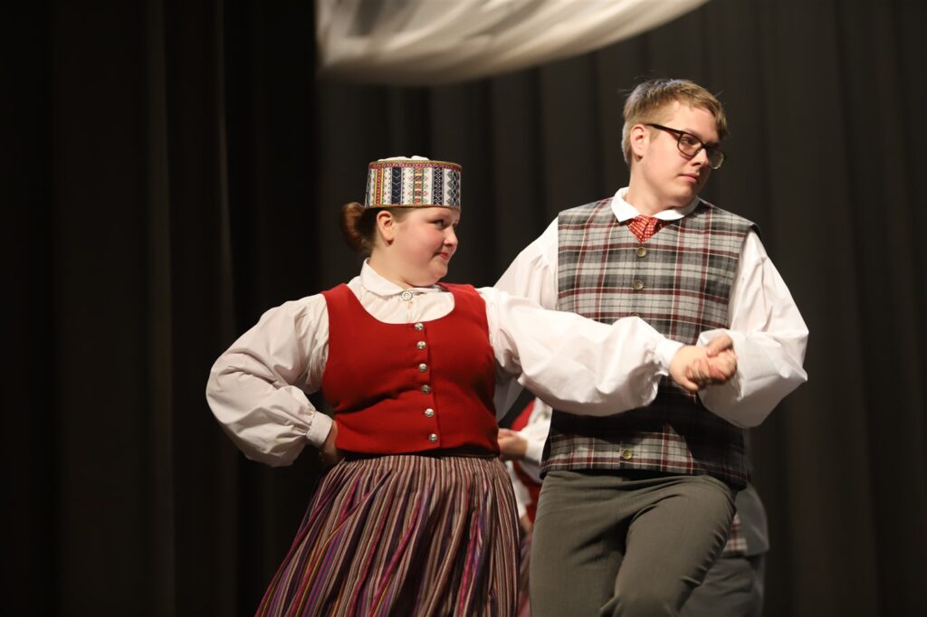 Tirzas VPTDK “Azanda” / vadītāja Iveta Eiduka
Autors: Foto: Gatis Bogdanovs