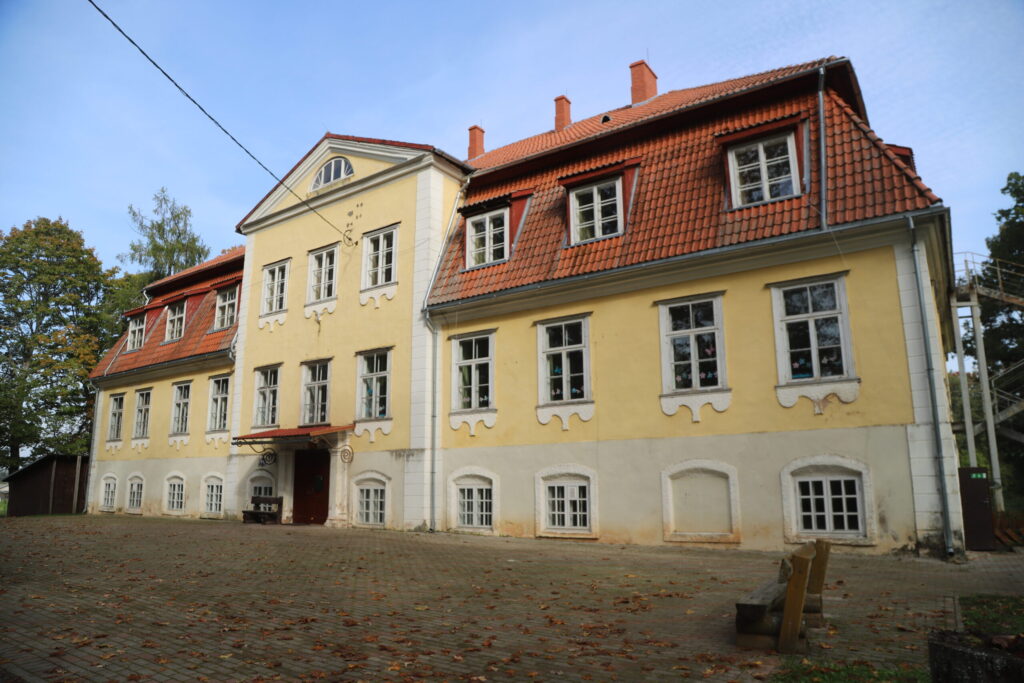 Aluksniesiem.lv raksta attēla aizvietotājs