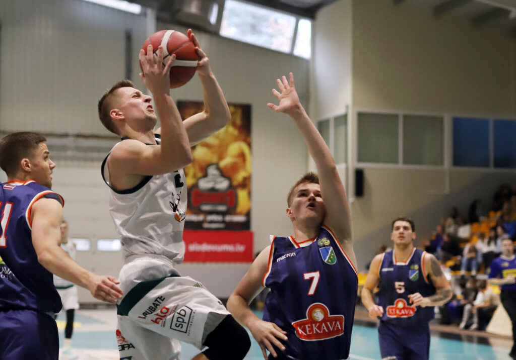 Edgara Kaufmaņa (2.numurs) debija “Gulbenes Bukos”.
Autors: Foto: Gatis Bogdanovs