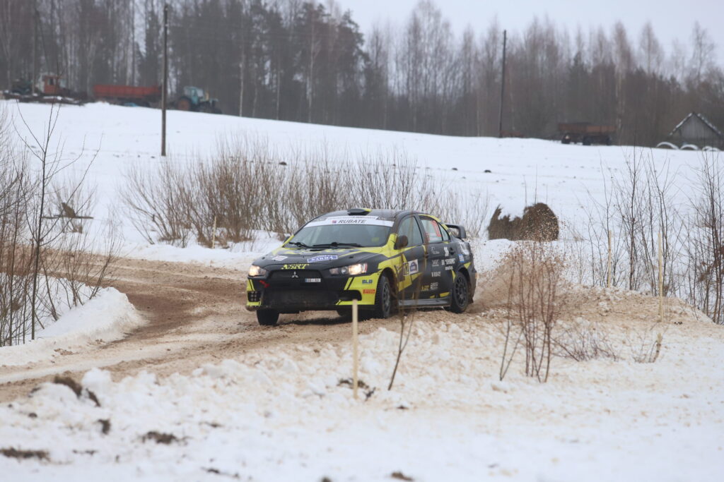 8.vietu izcīnīja Kristers Cimdiņš/Renārs Šķenders ar “Mitsubishi Lancer Evolution X”.
Autors: Foto: Gatis Bogdanovs