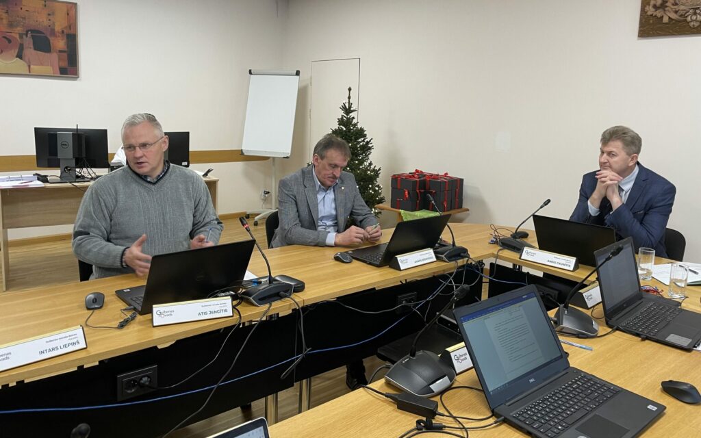 Aluksniesiem.lv raksta attēla aizvietotājs