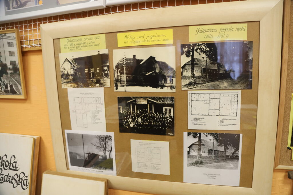 PĒC SKOLAS SLĒGŠANAS, kas vietējiem joprojām vēl sāp, galgausnietes nevēlas zaudēt vērtīgo mantojumu, līdz ar to uzņēmās brīvprātīgu iniciatīvu saglabāt skolas novadpētniecības krājumu un izveidot telpu, kurā skolas vēsture būs pieejama ikvienam interesentam. 
Autors: FOTO: GATIS BOGDANOVS