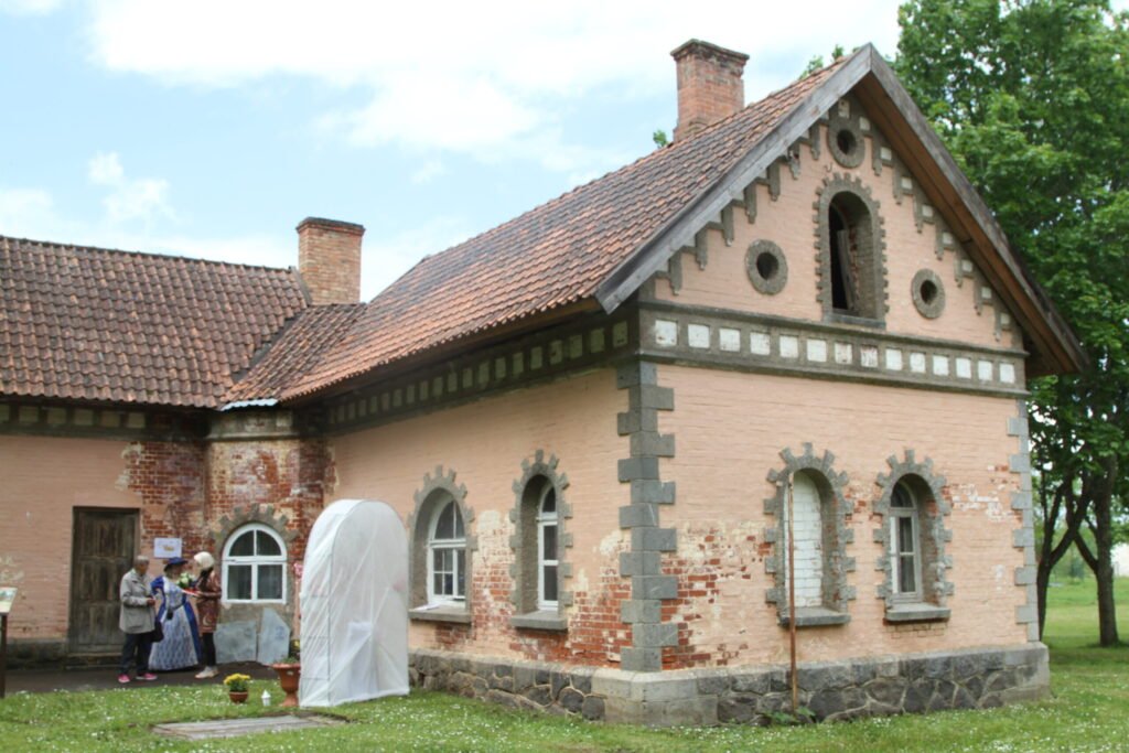 Aluksniesiem.lv raksta attēla aizvietotājs