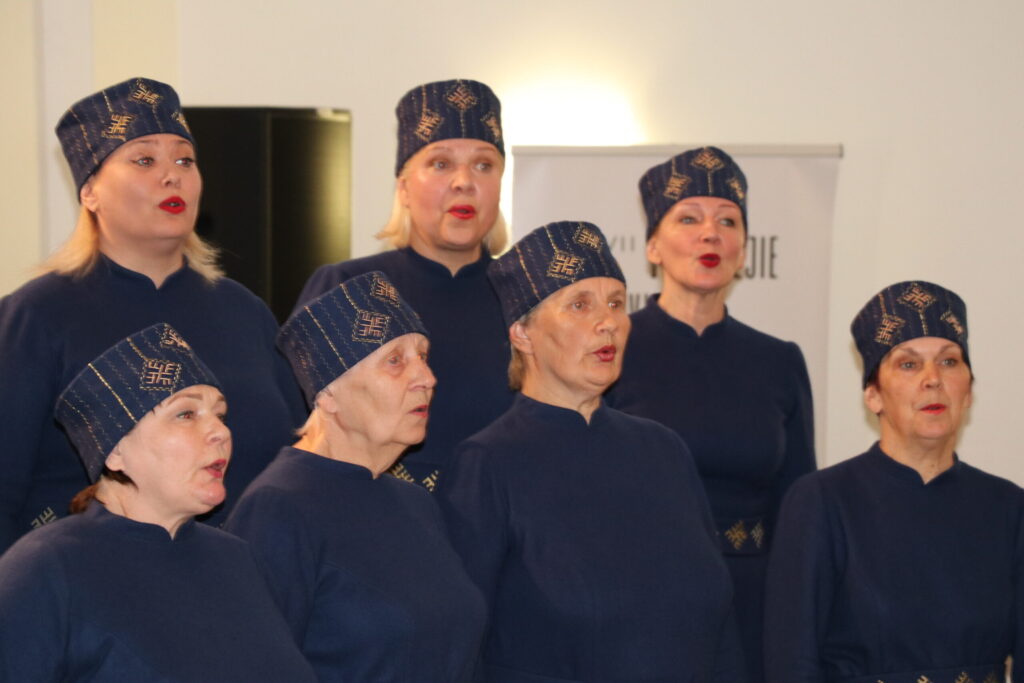 Kora “Liede” dalībnieces diriģente Ligita Plešanova-Jarusova raksturo kā ļoti aktīvas, sirsnīgas, atvērtas. 
Autors: Foto: Dace Plaude