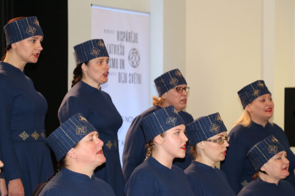 Kora “Liede” dalībnieces diriģente Ligita Plešanova-Jarusova raksturo kā ļoti aktīvas, sirsnīgas, atvērtas. 
Autors: Foto: Dace Plaude