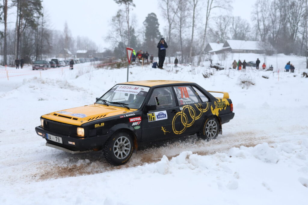 No vēsturiskā rallija dalībniekiem mūsu Jānis Krevics/Mārcis Krevics ir ceturtie gan savā klasē, gan kopvērtējumā. 
Autors: Foto: Gatis Bogdanovs