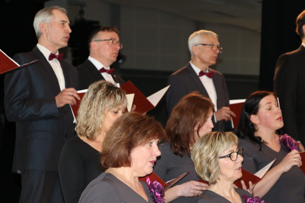 Lejasciema koris  “Kaprīze” gandarīts par iegūto 1.pakāpi skatē.
Autors: Foto: Dace Plaude