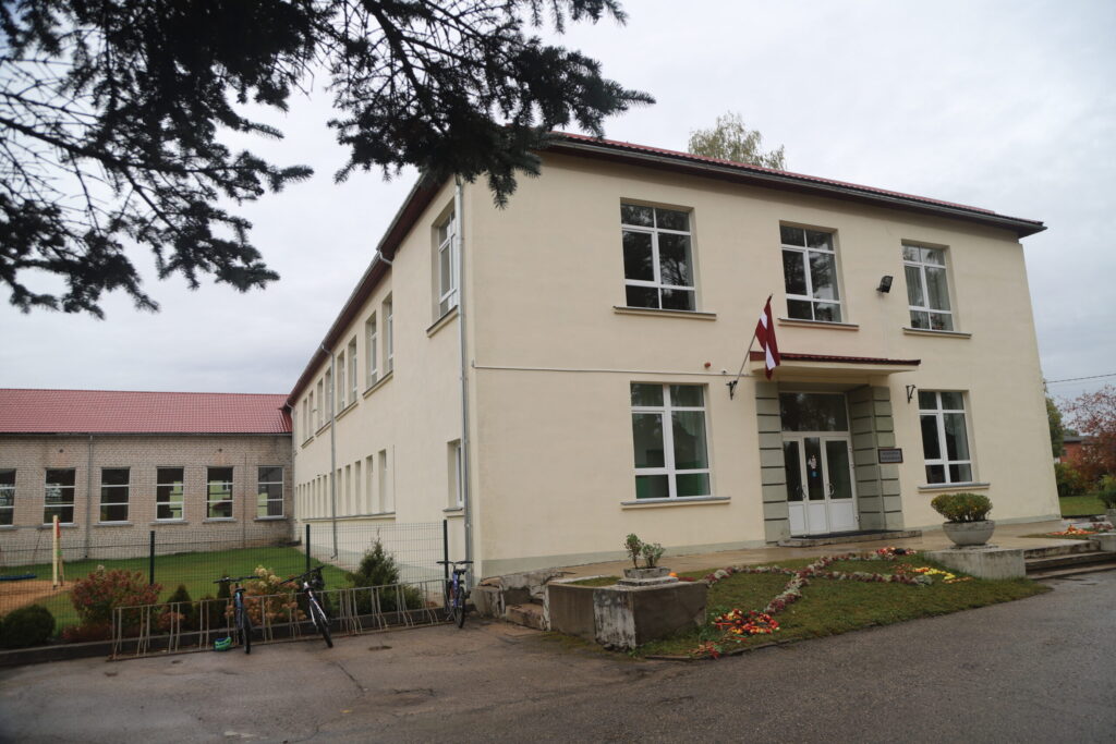 Aluksniesiem.lv raksta attēla aizvietotājs