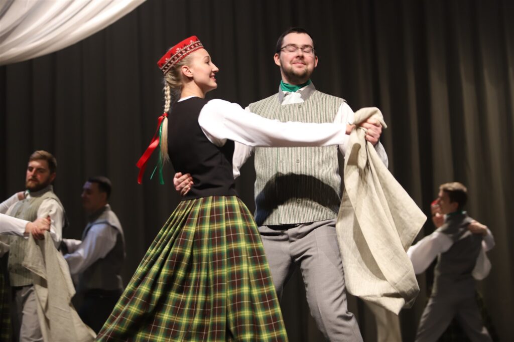 Litenes JTDK “Litenietis” / vadītāja Zaiga Mangusa