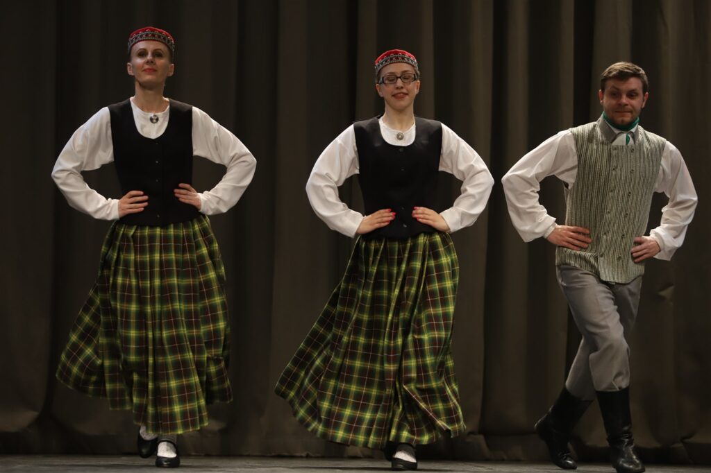 Litenes JTDK “Litenietis” / vadītāja Zaiga Mangusa