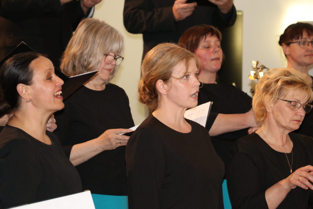 Arī Lizuma jauktais koris ir nopelnījis ceļazīmi uz lielajiem svētkiem Rīgā.
Autors: Foto: Dace Plaude