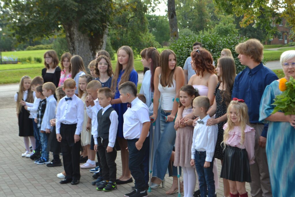 LIZUMA PAMATSKOLA
Autors: FOTO: LIZUMA PAMATSKOLA